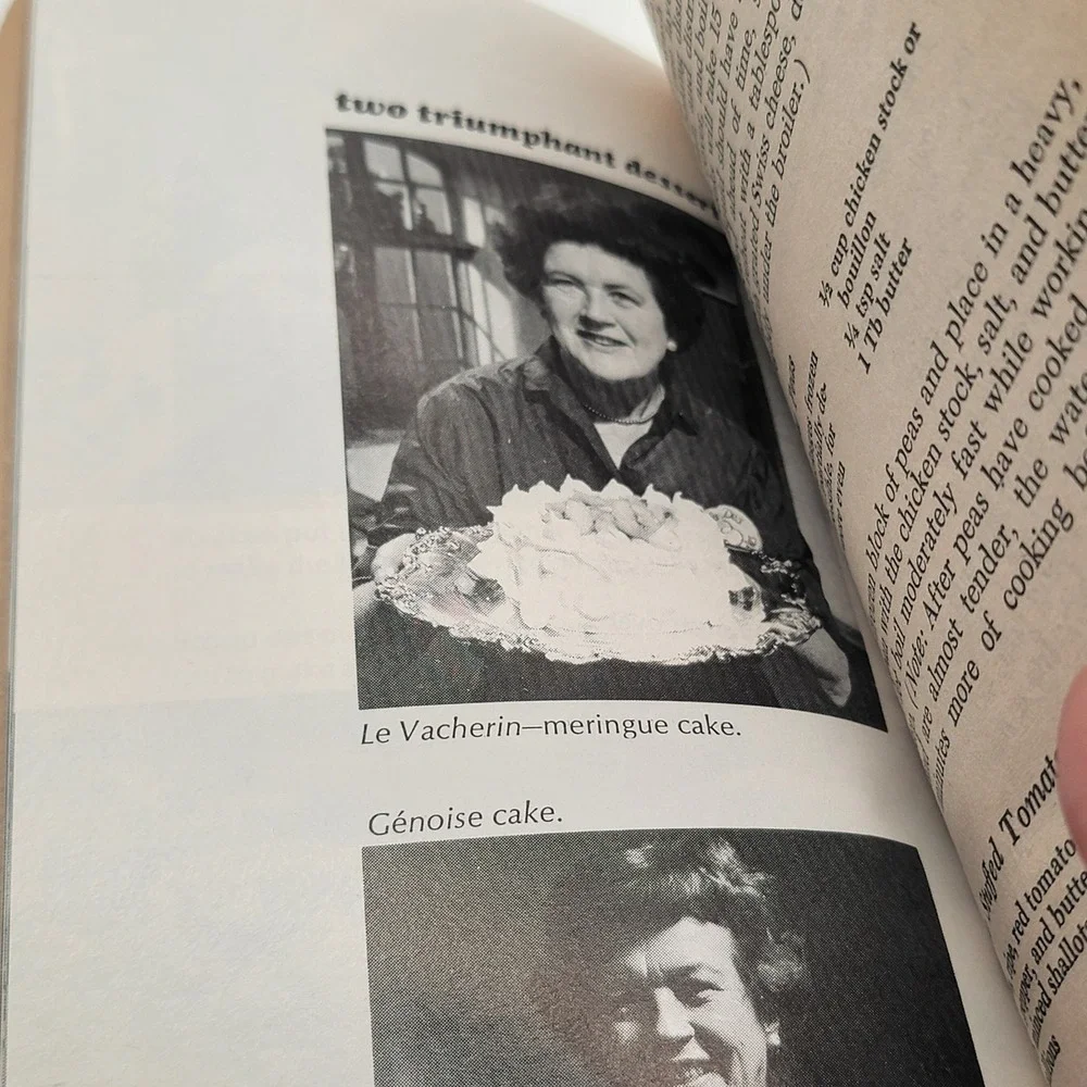 Julia Child The French Chef Cookbook Paperback 19th Printing 1986 Illustrated
